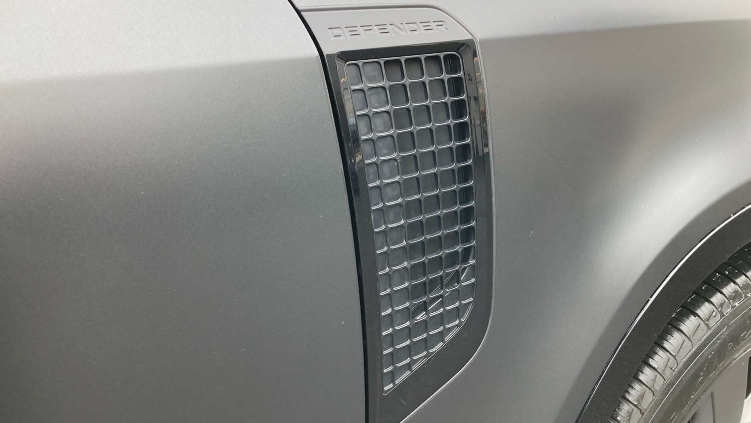 Used Land Rover Defender 2023 for sale - 77450249: Photo 24