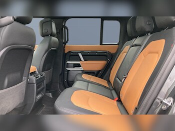 Used Land Rover Defender 2023 for sale - 77450249: Photo