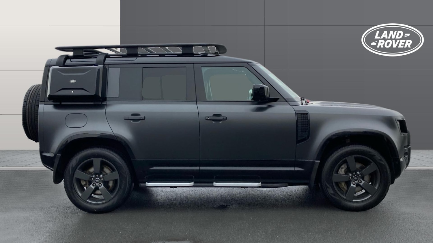 Used Land Rover Defender 2023 for sale - 77450249: Photo 5