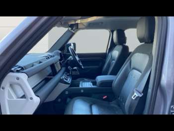 Used Land Rover Defender 2021 for sale - 75066631: Photo