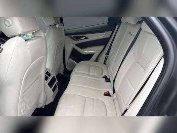 Used Jaguar F-Pace 2022 for sale - 77745335: Photo