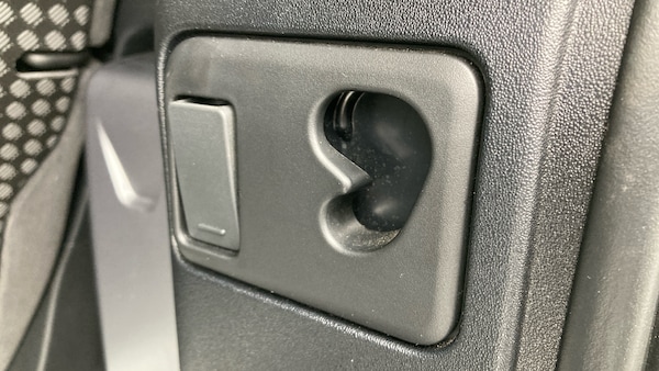 Used Land Rover Defender 2021 for sale - 76184287: Photo 28