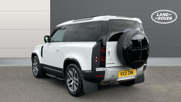 Used Land Rover Defender 2021 for sale - 76184287: Photo 2
