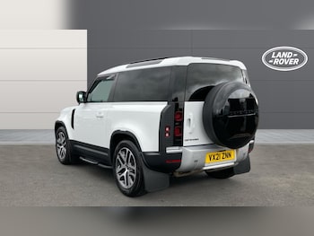 Used Land Rover Defender 2021 for sale - 76184287: Photo 2