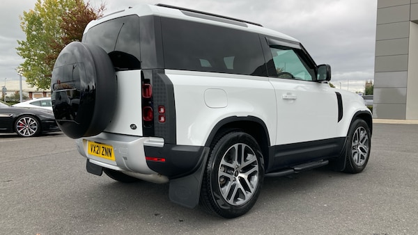 Used Land Rover Defender 2021 for sale - 76184287: Photo 37