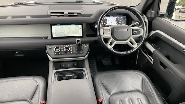 Used Land Rover Defender 2021 for sale - 76184287: Photo 45