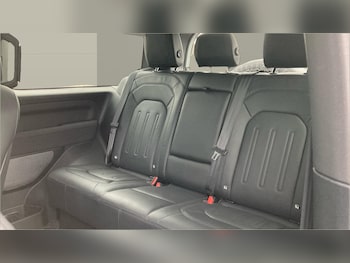 Used Land Rover Defender 2021 for sale - 76184287: Photo 4