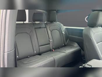 Used Land Rover Defender 2026 for sale - 79736075: Photo
