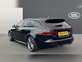 Used Jaguar XF 2018 for sale - 75702962: Photo