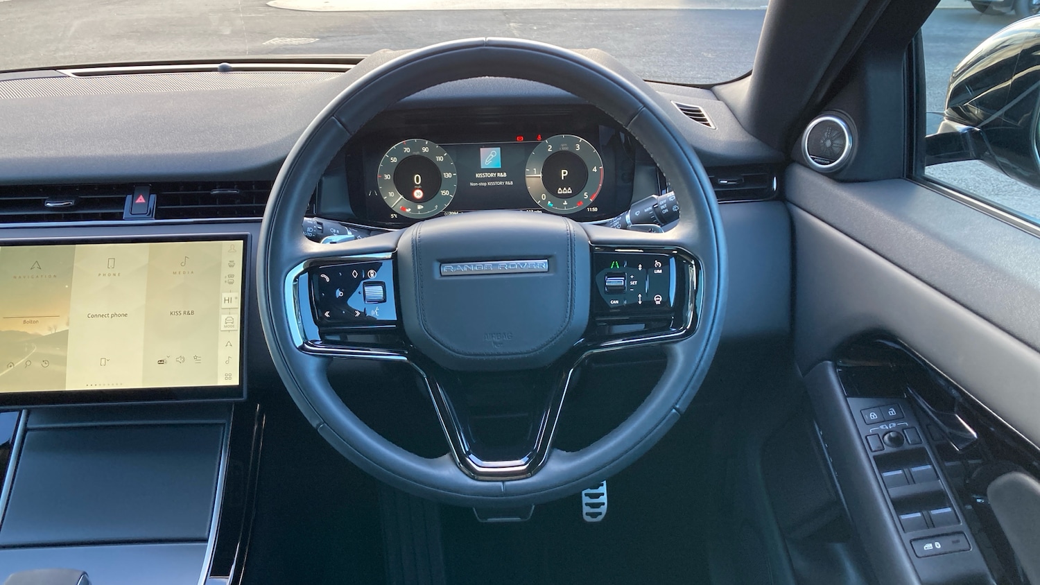Used Land Rover Range Rover Evoque 2025 for sale - 76576523: Photo 15