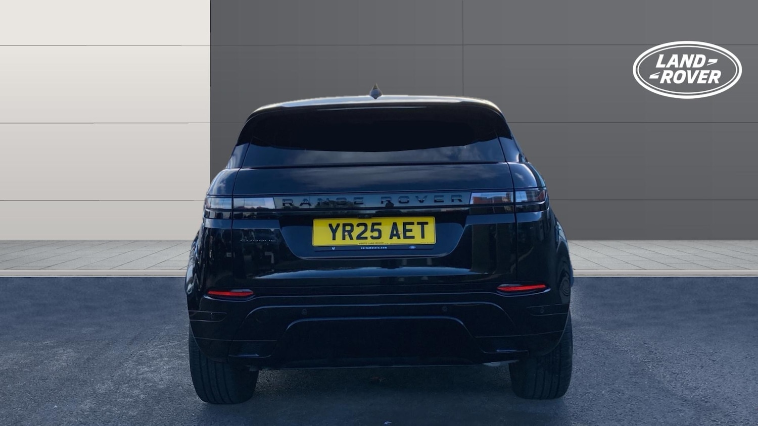 Used Land Rover Range Rover Evoque 2025 for sale - 76576523: Photo 6