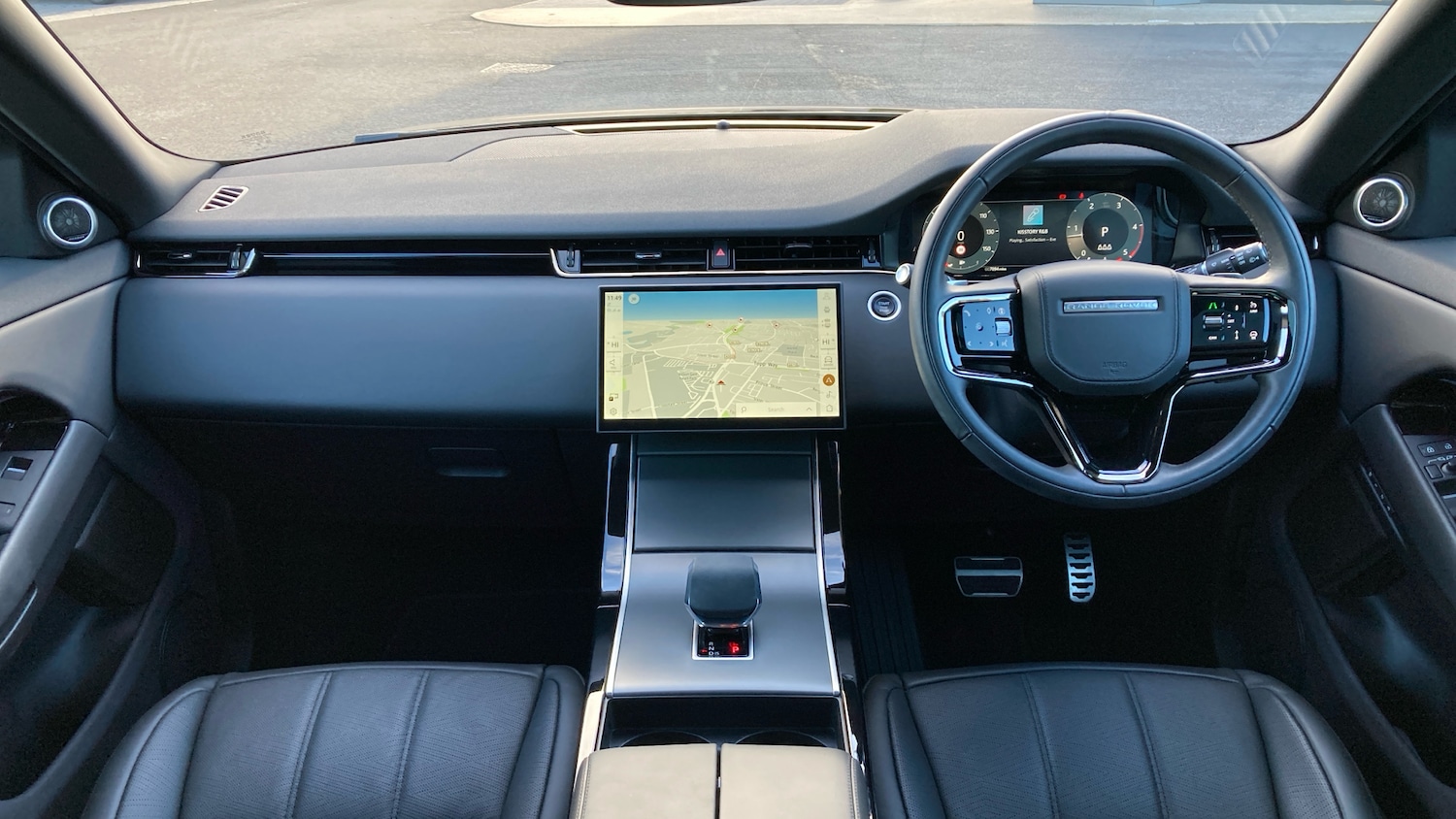 Used Land Rover Range Rover Evoque 2025 for sale - 76576523: Photo 9