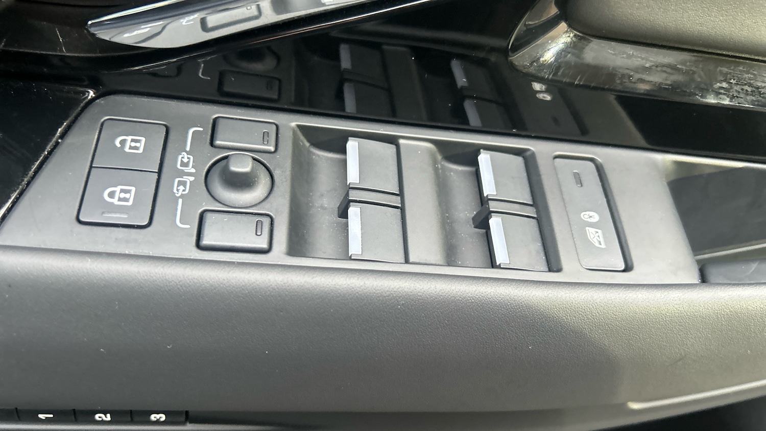 Used Land Rover Range Rover Evoque 2025 for sale - 77519721: Photo 37