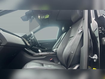 Used Land Rover Range Rover Evoque 2025 for sale - 77519721: Photo