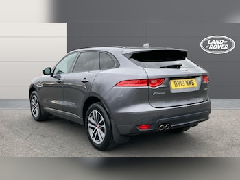 Used Jaguar F-Pace 2019 for sale - 77435582: Photo