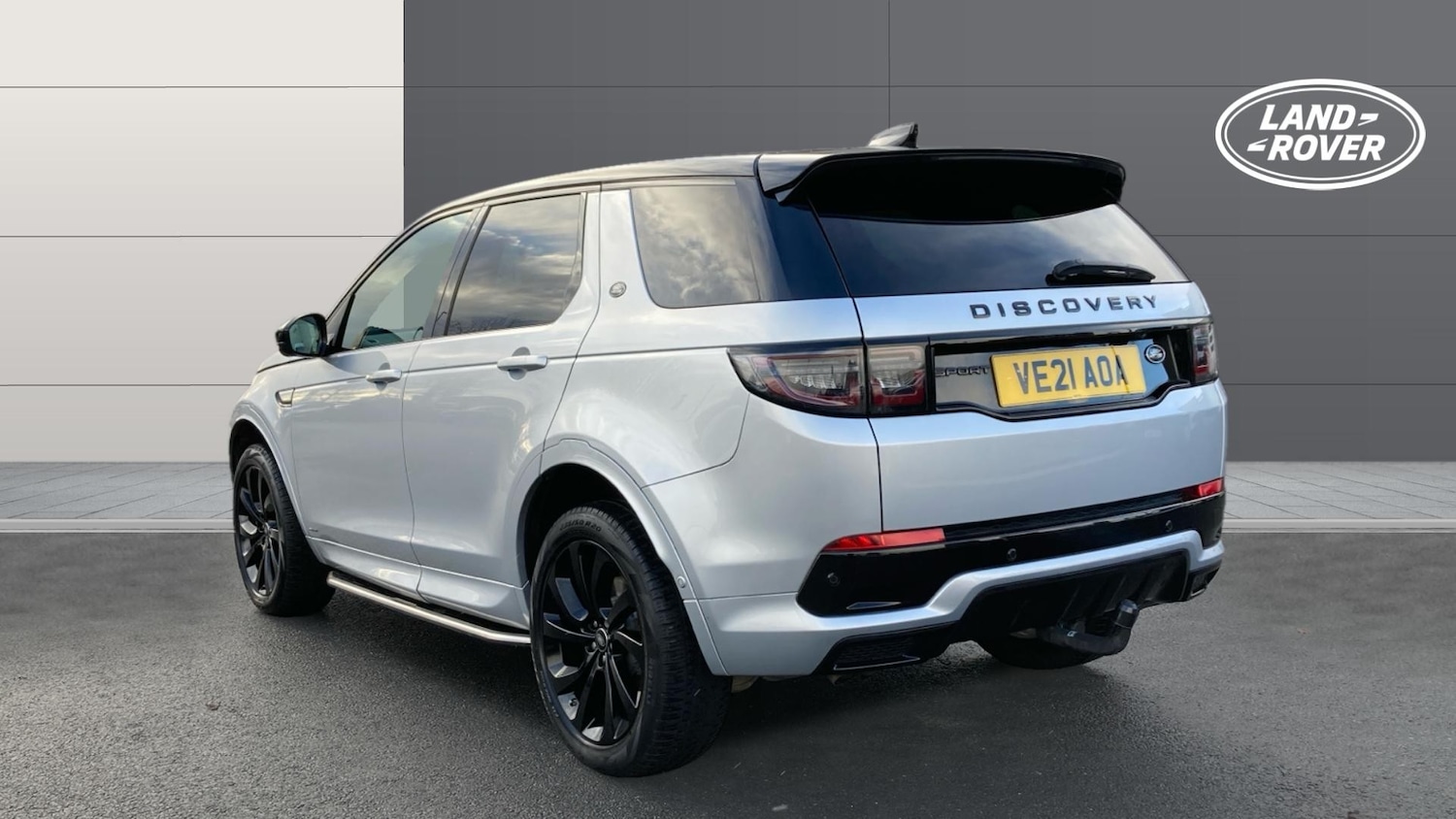 Used Land Rover Discovery Sport 2021 for sale - 76603282: Photo 2