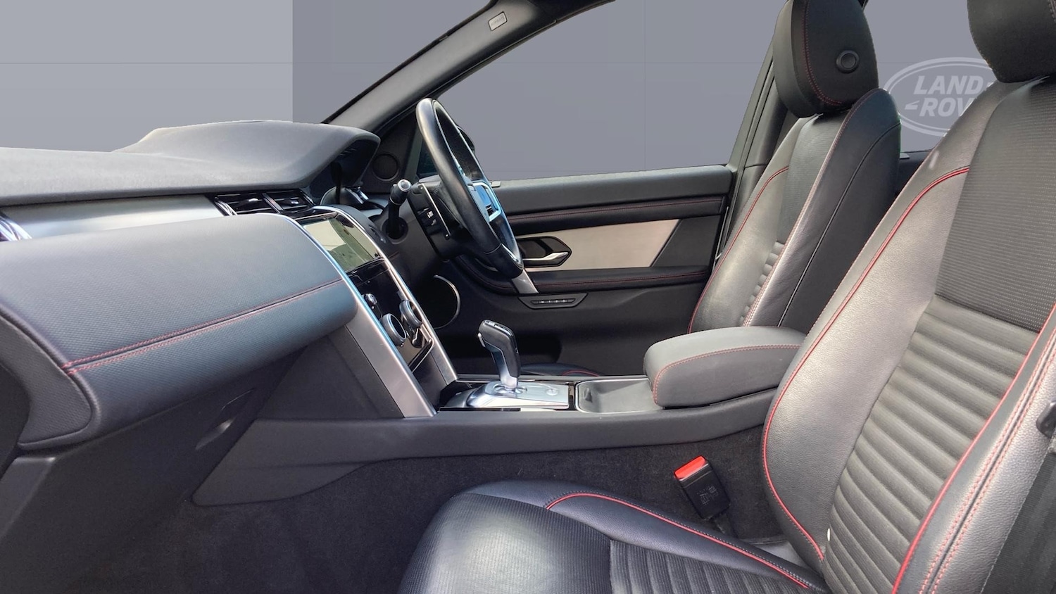 Used Land Rover Discovery Sport 2021 for sale - 76603282: Photo 3