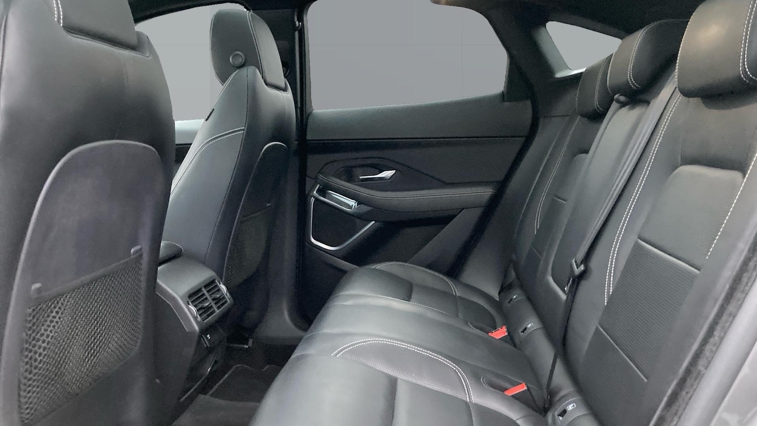 Used Jaguar E-Pace 2019 for sale - 77159382: Photo 4