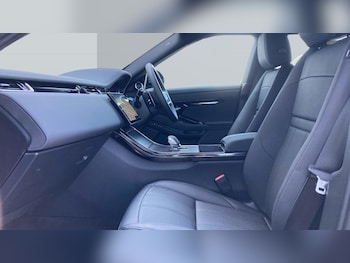Used Land Rover Range Rover Evoque 2025 for sale - 75869177: Photo
