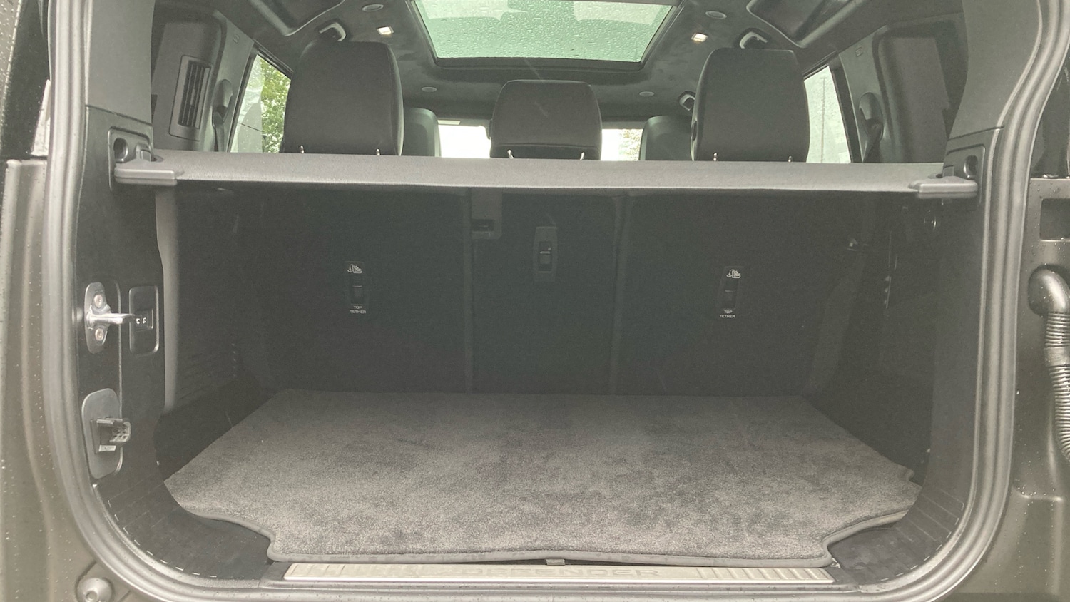 Used Land Rover Defender 2025 for sale - 77085384: Photo 10