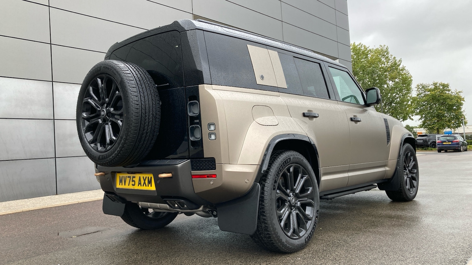 Used Land Rover Defender 2025 for sale - 77085384: Photo 38