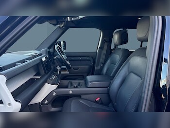 Used Land Rover Defender 2022 for sale - 78067356: Photo