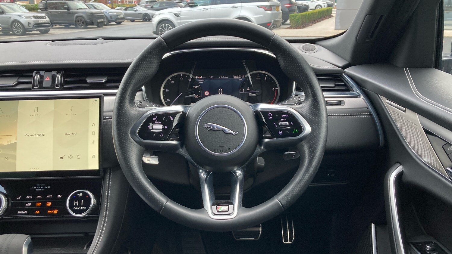 Used Jaguar F-Pace 2023 for sale - 76415686: Photo 15