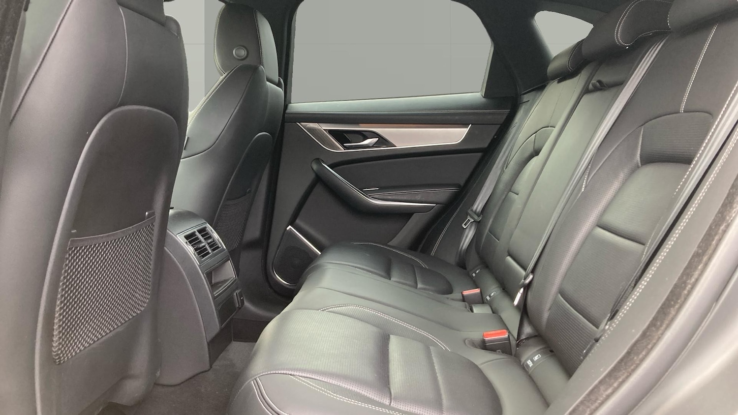 Used Jaguar F-Pace 2023 for sale - 76415686: Photo 4