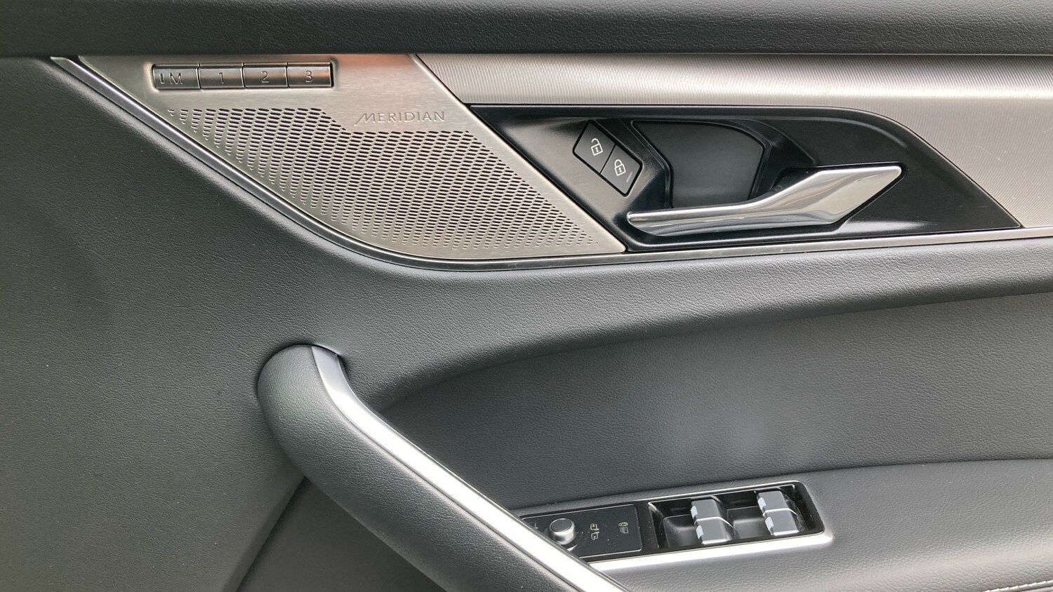 Used Jaguar F-Pace 2023 for sale - 76415686: Photo 45