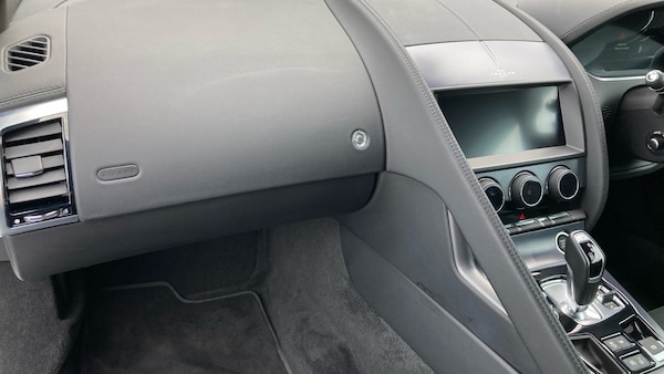 Used Jaguar F-Type 2021 for sale - 76036580: Photo 26