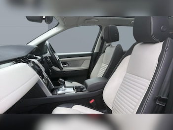 Used Land Rover Discovery Sport 2022 for sale - 77665506: Photo