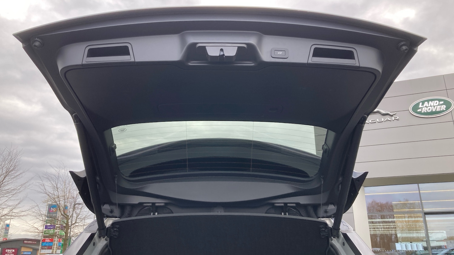 Used Land Rover Range Rover Evoque 2025 for sale - 77247762: Photo 27