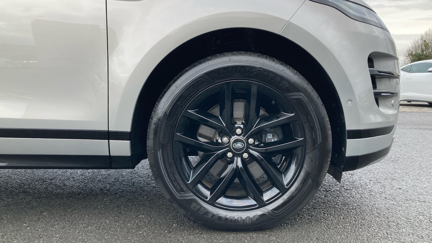 Used Land Rover Range Rover Evoque 2025 for sale - 77247762: Photo 8