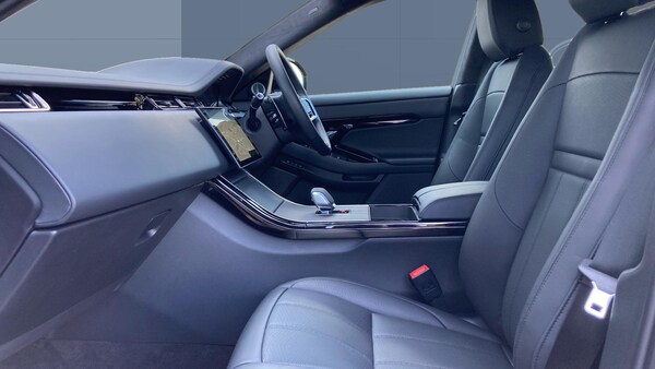 Used Land Rover Range Rover Evoque 2025 for sale - 76209211: Photo 3