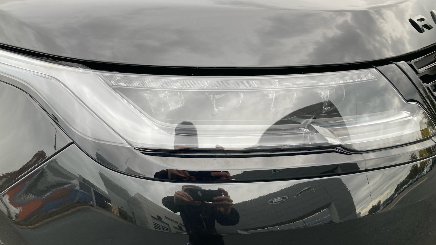 Used Land Rover Range Rover Velar 2024 for sale - 76792885: Photo 17