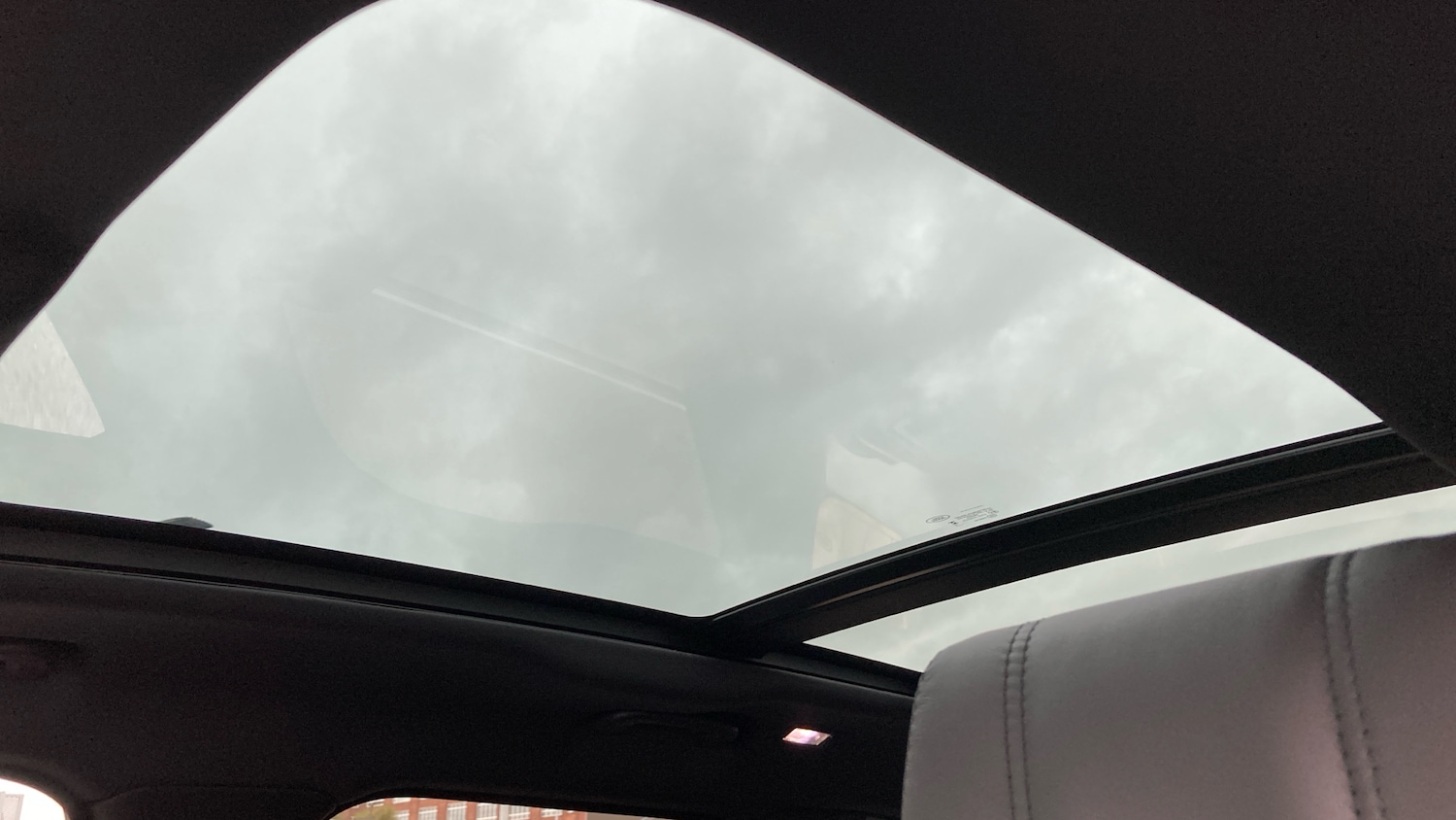 Used Land Rover Range Rover Velar 2024 for sale - 76792885: Photo 21