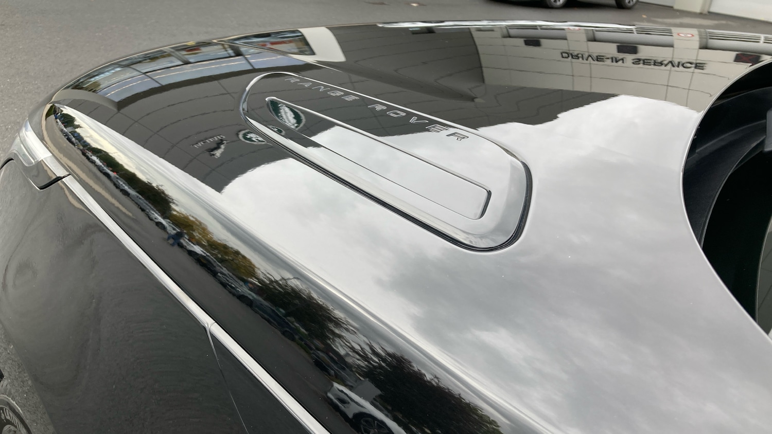 Used Land Rover Range Rover Velar 2024 for sale - 76792885: Photo 25