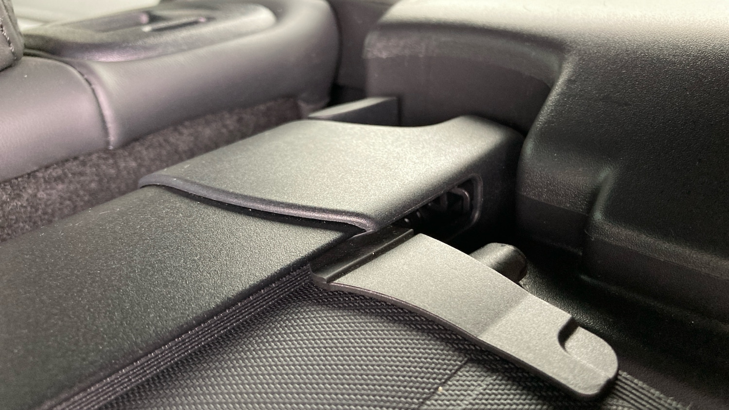 Used Land Rover Range Rover Velar 2024 for sale - 76792885: Photo 28