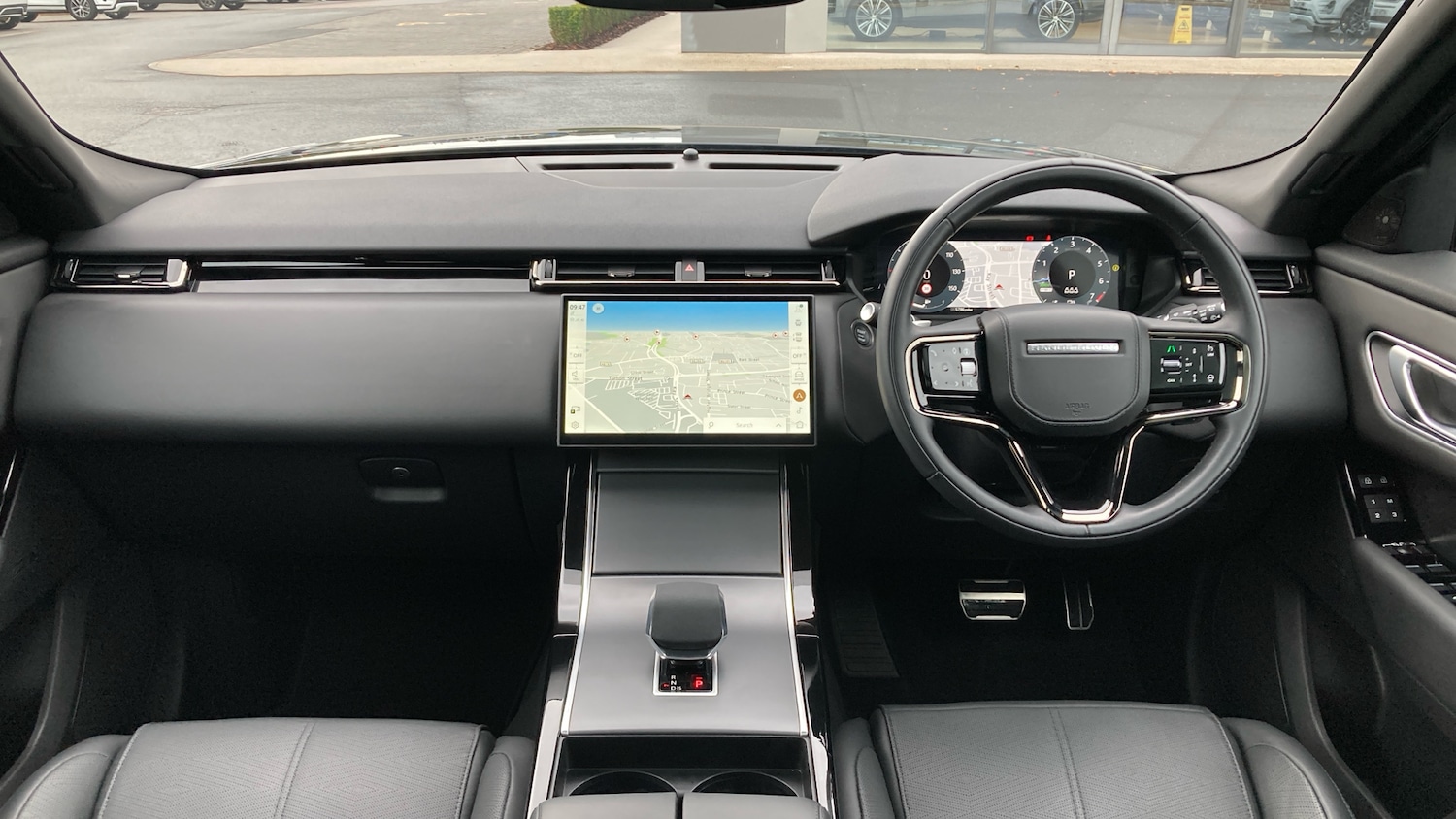 Used Land Rover Range Rover Velar 2024 for sale - 76792885: Photo 9