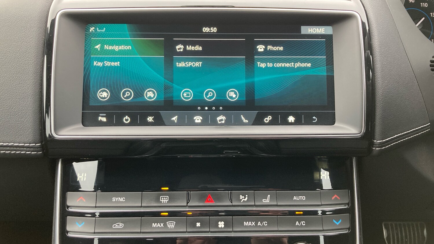 Used Jaguar XE 2019 for sale - 76322421: Photo 14