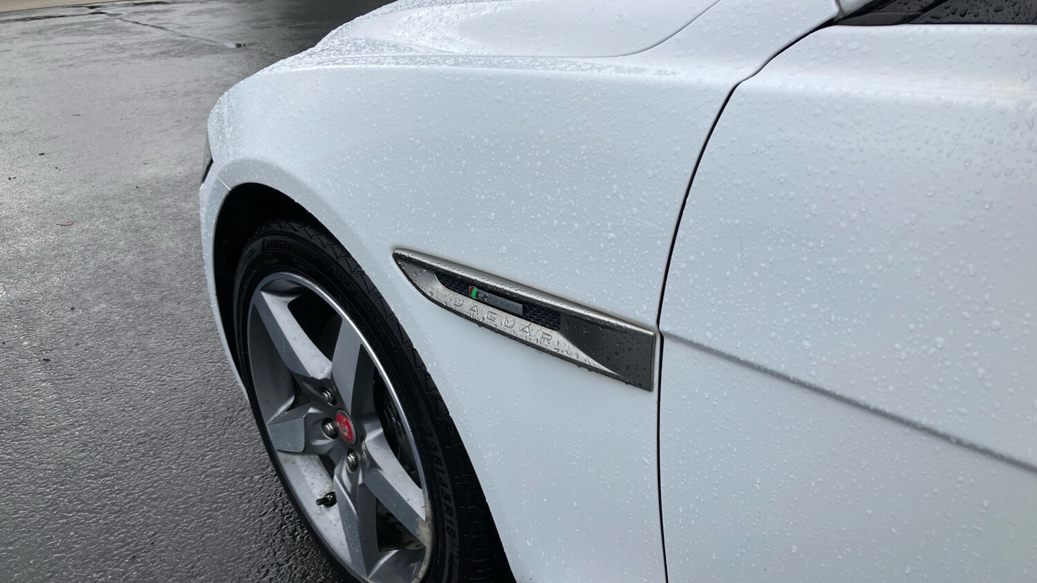 Used Jaguar XE 2019 for sale - 76322421: Photo 20
