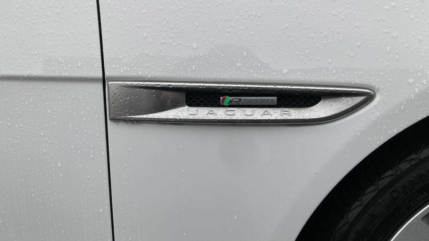 Used Jaguar XE 2019 for sale - 76322421: Photo 22