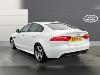 Used Jaguar XE 2019 for sale - 76322421: Photo