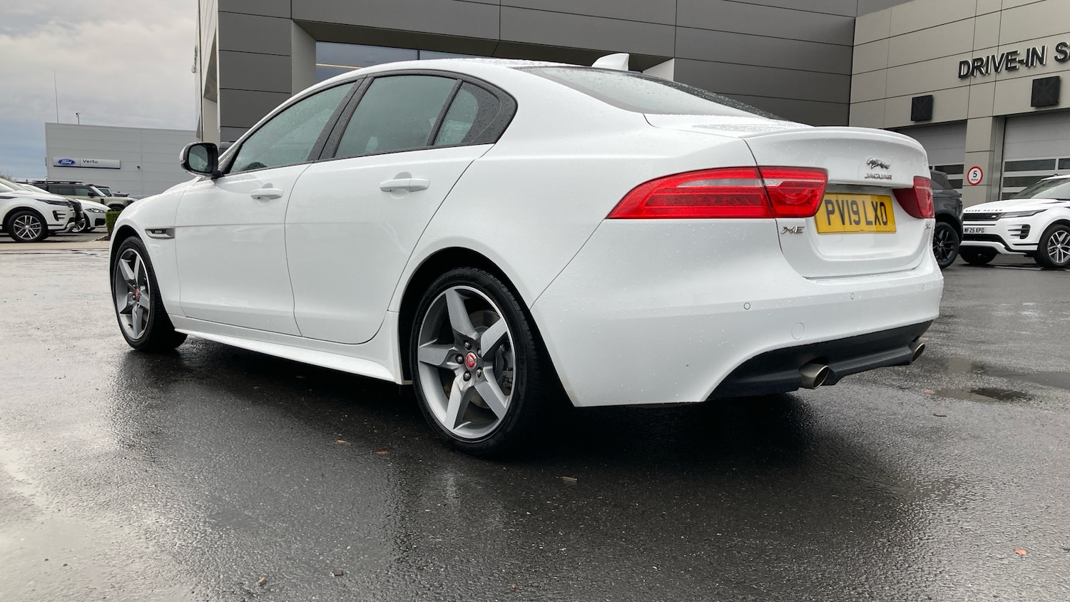 Used Jaguar XE 2019 for sale - 76322421: Photo 40