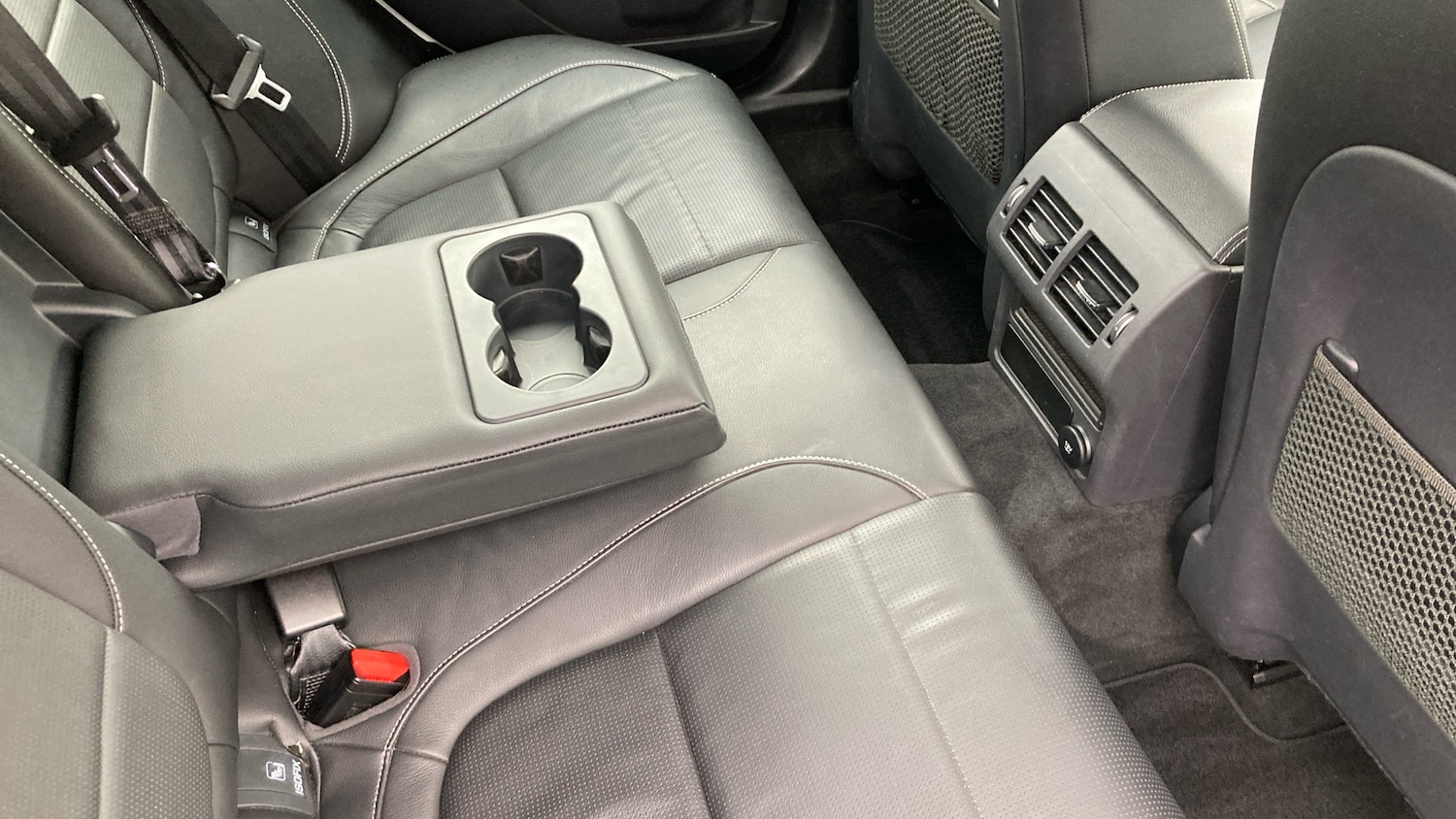 Used Jaguar XE 2019 for sale - 76322421: Photo 42