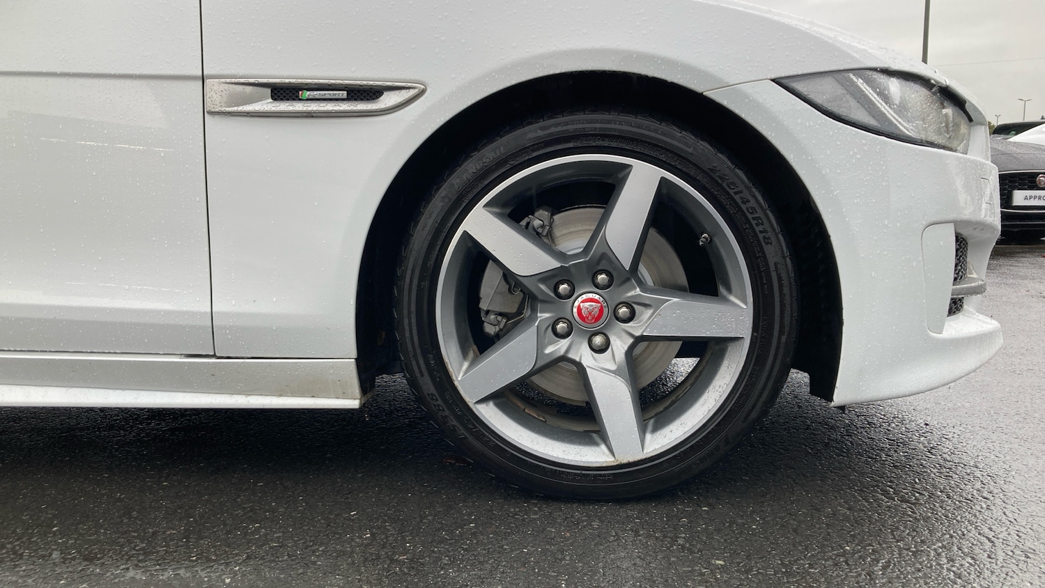 Used Jaguar XE 2019 for sale - 76322421: Photo 8