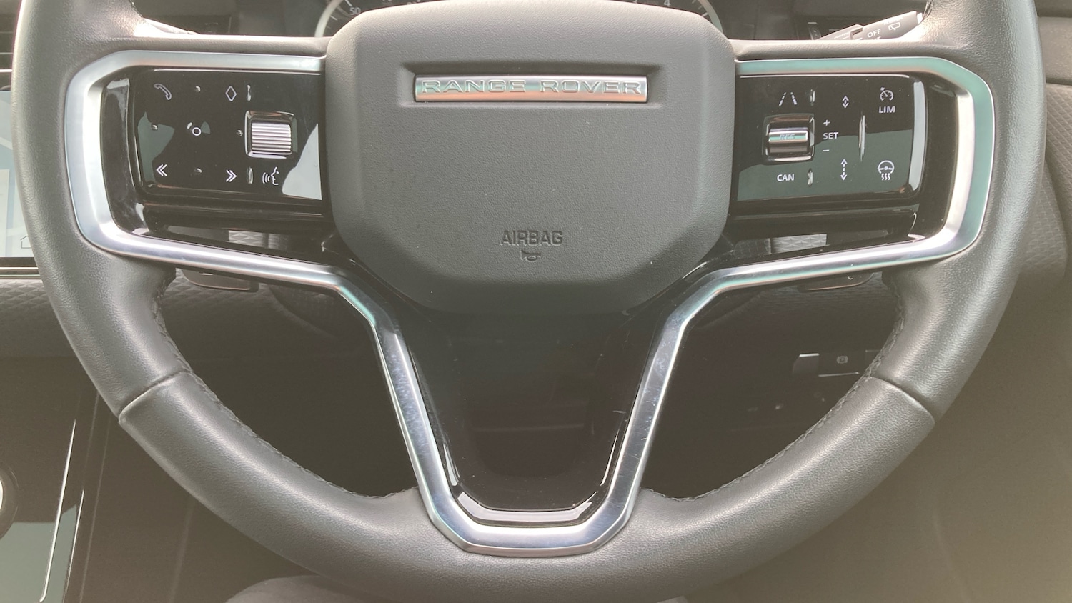 Used Land Rover Range Rover Evoque 2023 for sale - 76038083: Photo 44