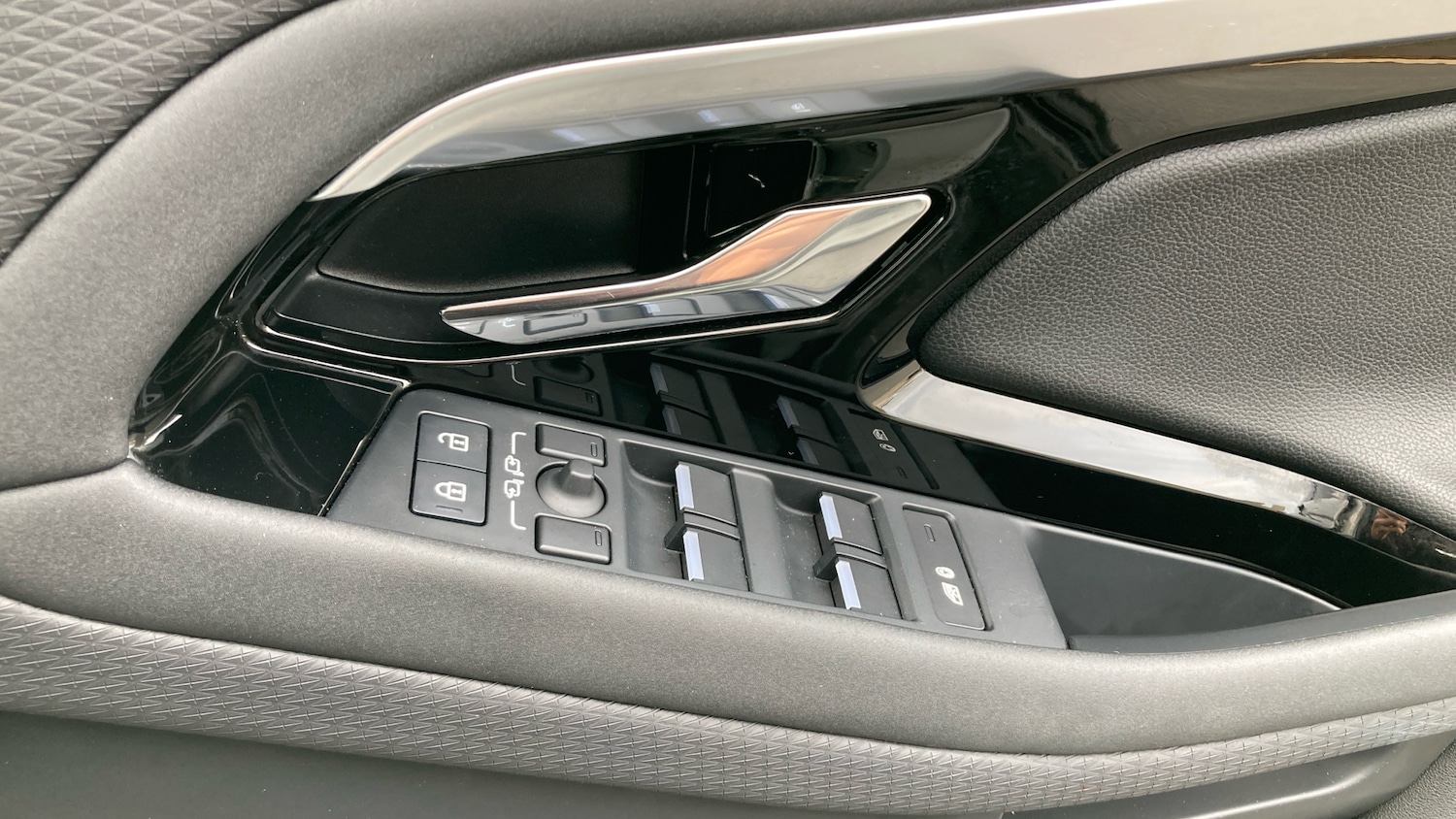 Used Land Rover Range Rover Evoque 2023 for sale - 76038083: Photo 45