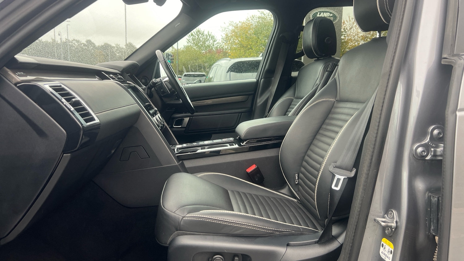 Used Land Rover Discovery 2019 for sale - 76761937: Photo 47