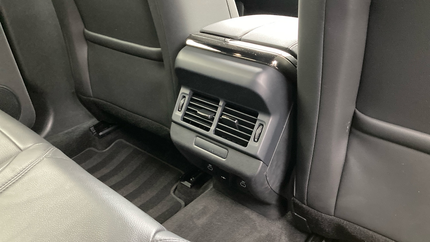 Used Land Rover Range Rover Evoque 2025 for sale - 76322425: Photo 18